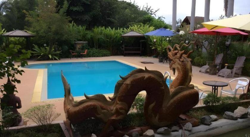 Himawari Restaurante y Cottage Ban Nong Hin  Exterior foto