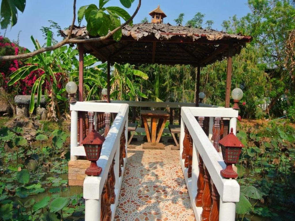 Himawari Restaurante y Cottage Ban Nong Hin  Exterior foto