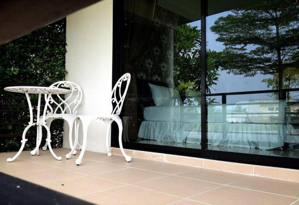 Himawari Restaurante y Cottage Ban Nong Hin  Exterior foto