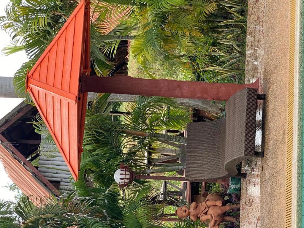 Himawari Restaurante y Cottage Ban Nong Hin  Exterior foto
